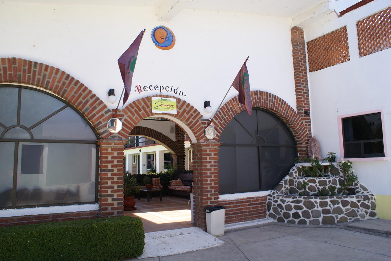 Hotel Los Sauces Villa Del Carbon Buitenkant foto