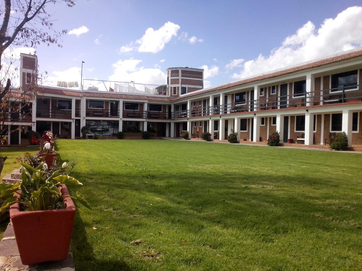 Hotel Los Sauces Villa Del Carbon Buitenkant foto